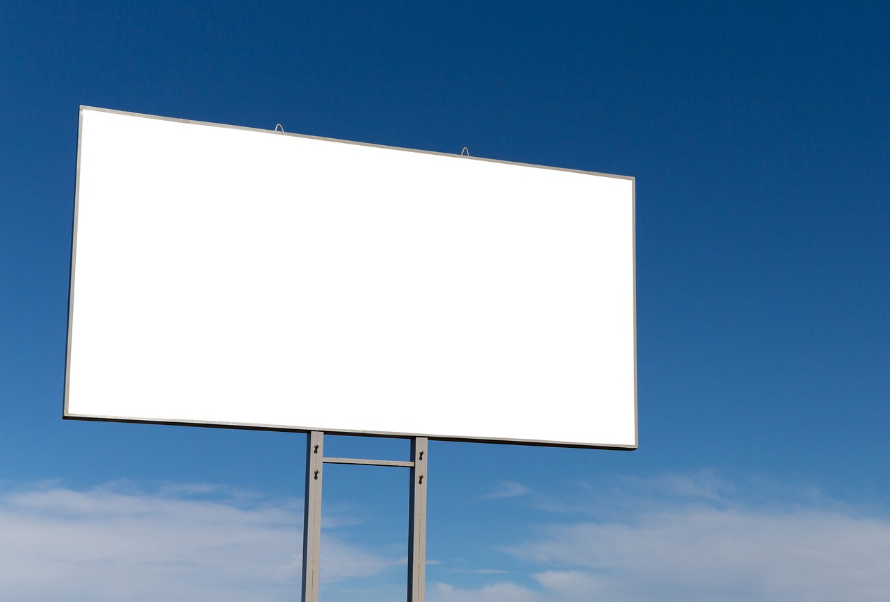 Billboards (Hordings)